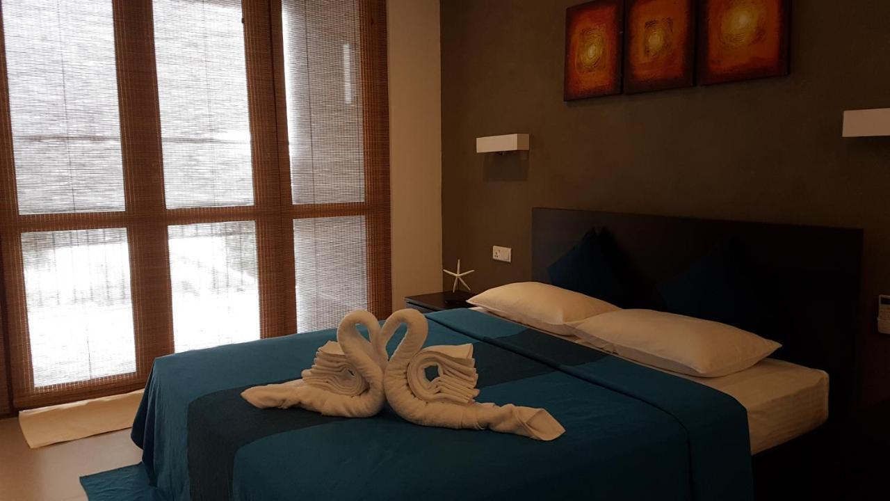 White Sand Villa - Beach Front Hikkaduwa Exterior foto